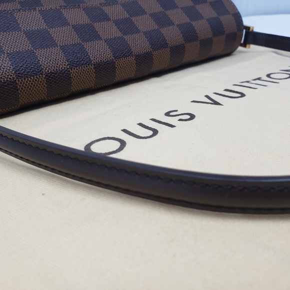 Authentic Louis Vuitton Recoleta Damier Ebene - Picture 6 of 15